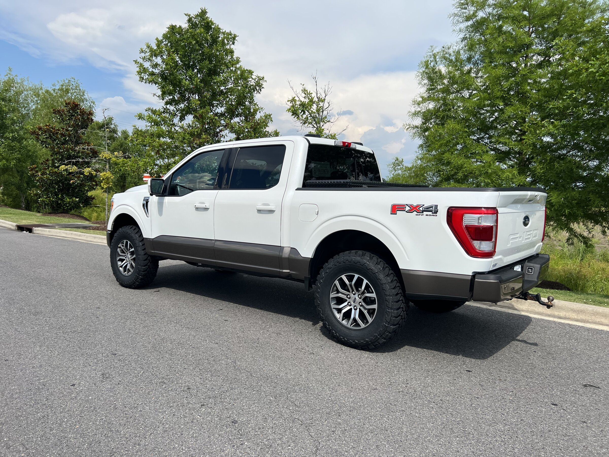 photo 2 Ford F-150 custom wheels   18x, ET , tire size 35X11.5 R18. x ET