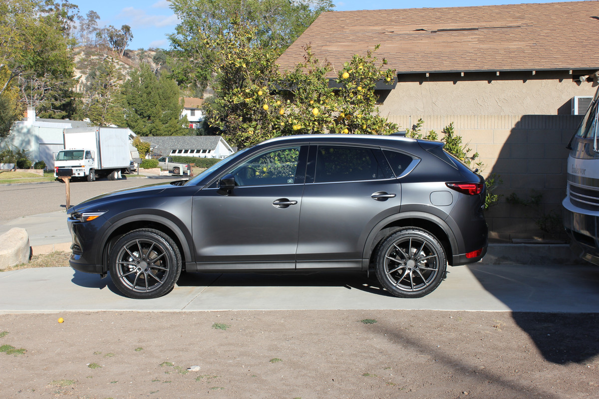photo 1 Mazda CX-5 custom wheels 20x8.5, ET +35, tire size 245/45 R20. x ET