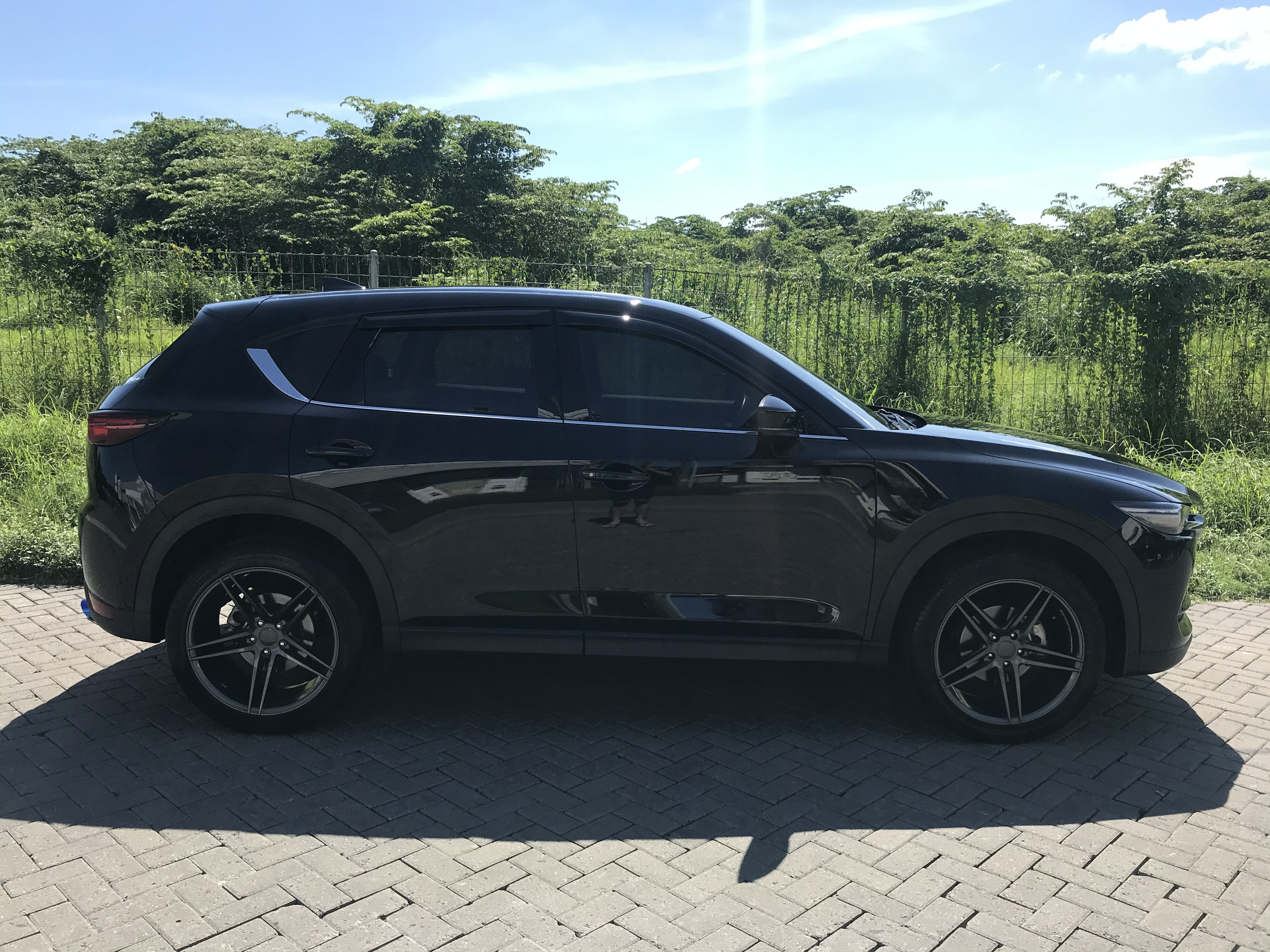 photo 2 Mazda CX-5 custom wheels 20x8.5, ET , tire size 255/45 R20. 20x9.5 ET 255/45 R20