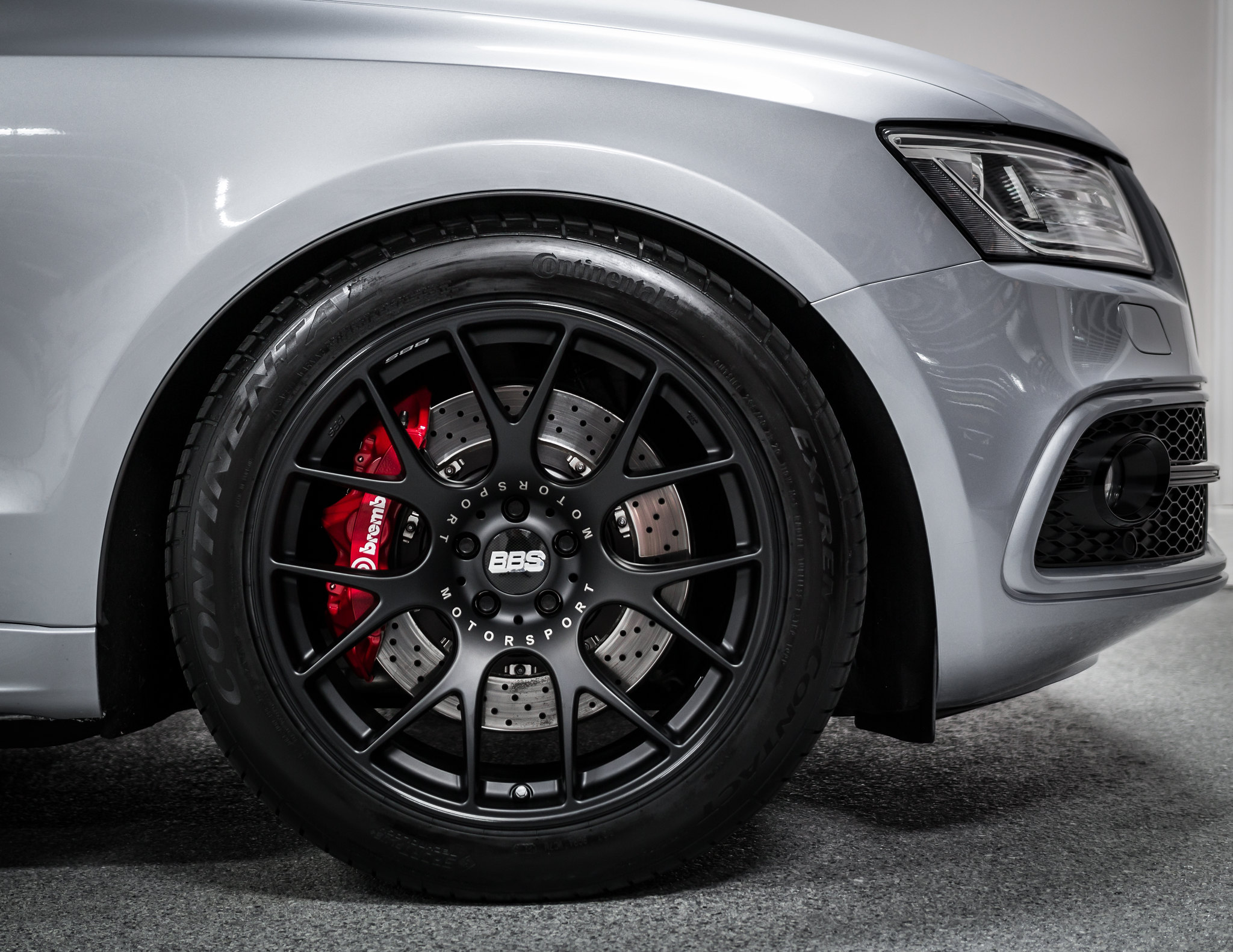 photo 2 Audi SQ5 custom wheels 20x10.5, ET +25, tire size 295/40 R20. x ET