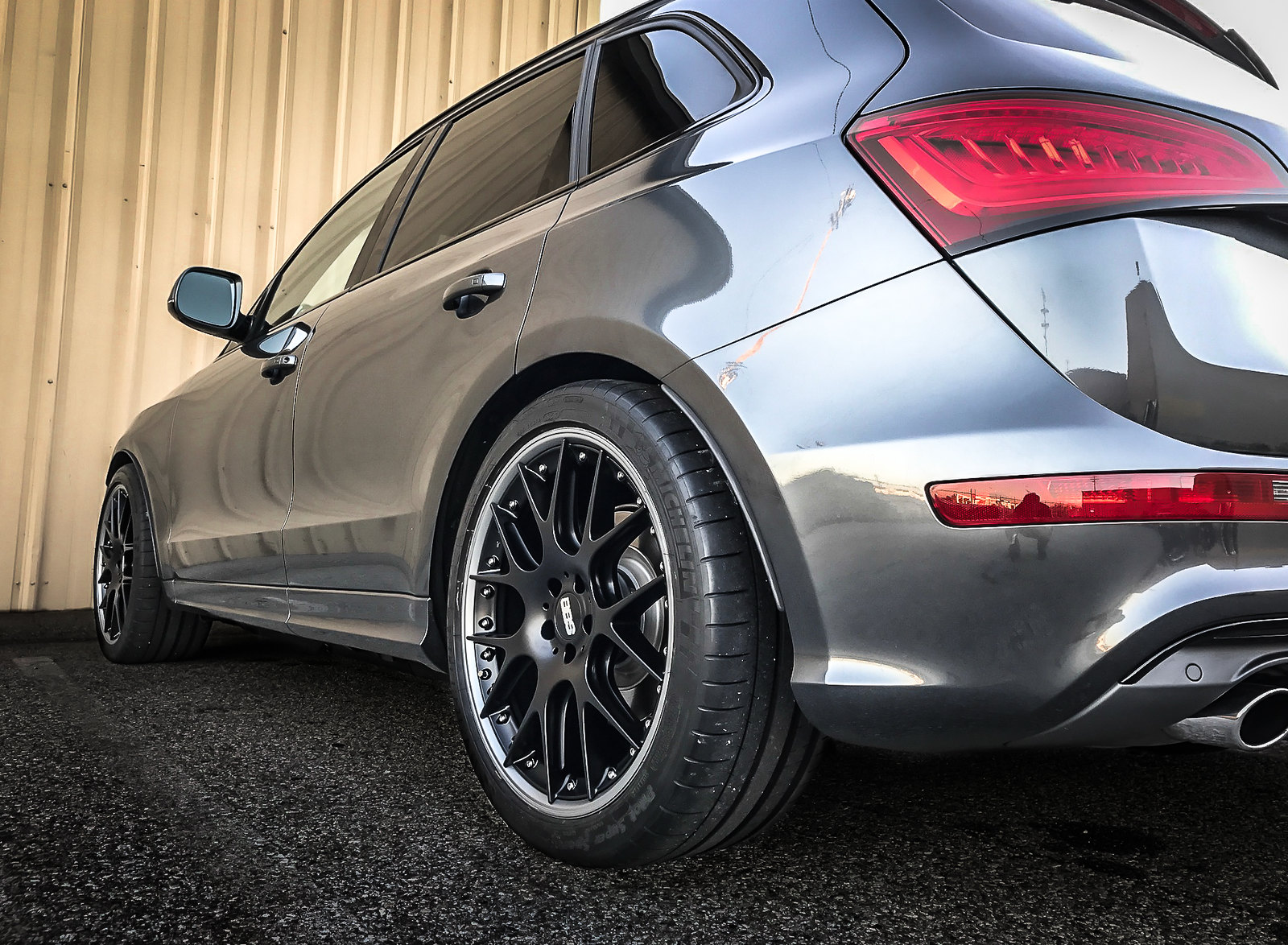 photo 2 Audi SQ5 custom wheels 21x9.5, ET +33, tire size 285/35 R21. x ET