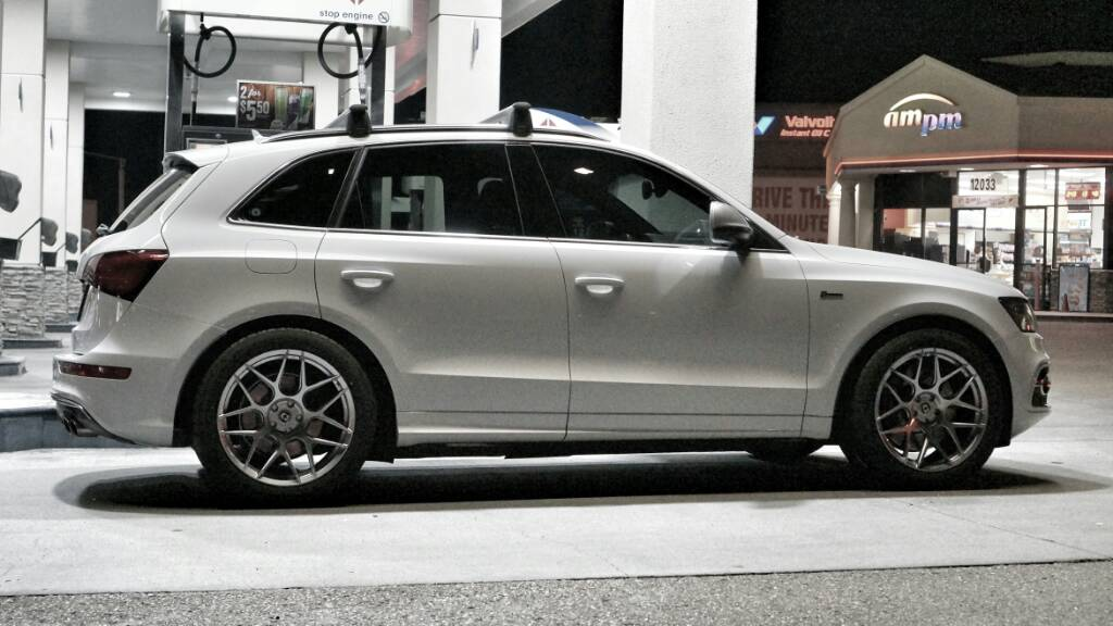 photo 4 Audi SQ5 custom wheels   20x10.5, ET +35, tire size 295/40 R20. x ET 