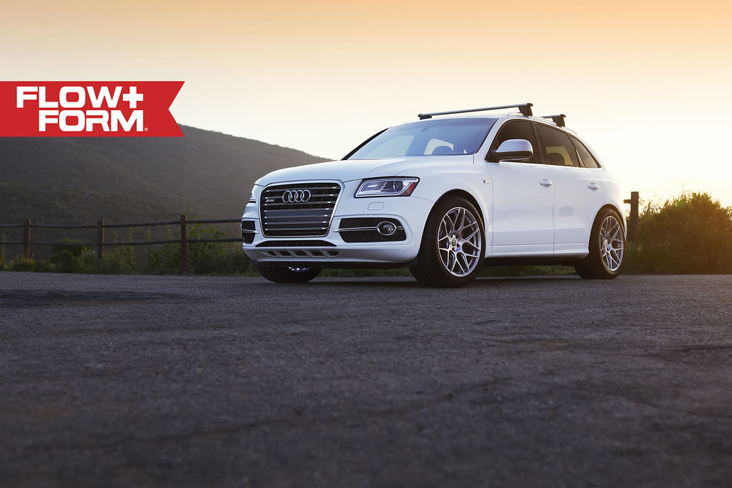 photo 6 Audi SQ5 custom wheels Silver 20x10.5, ET +35, tire size 295/40 R20. x ET