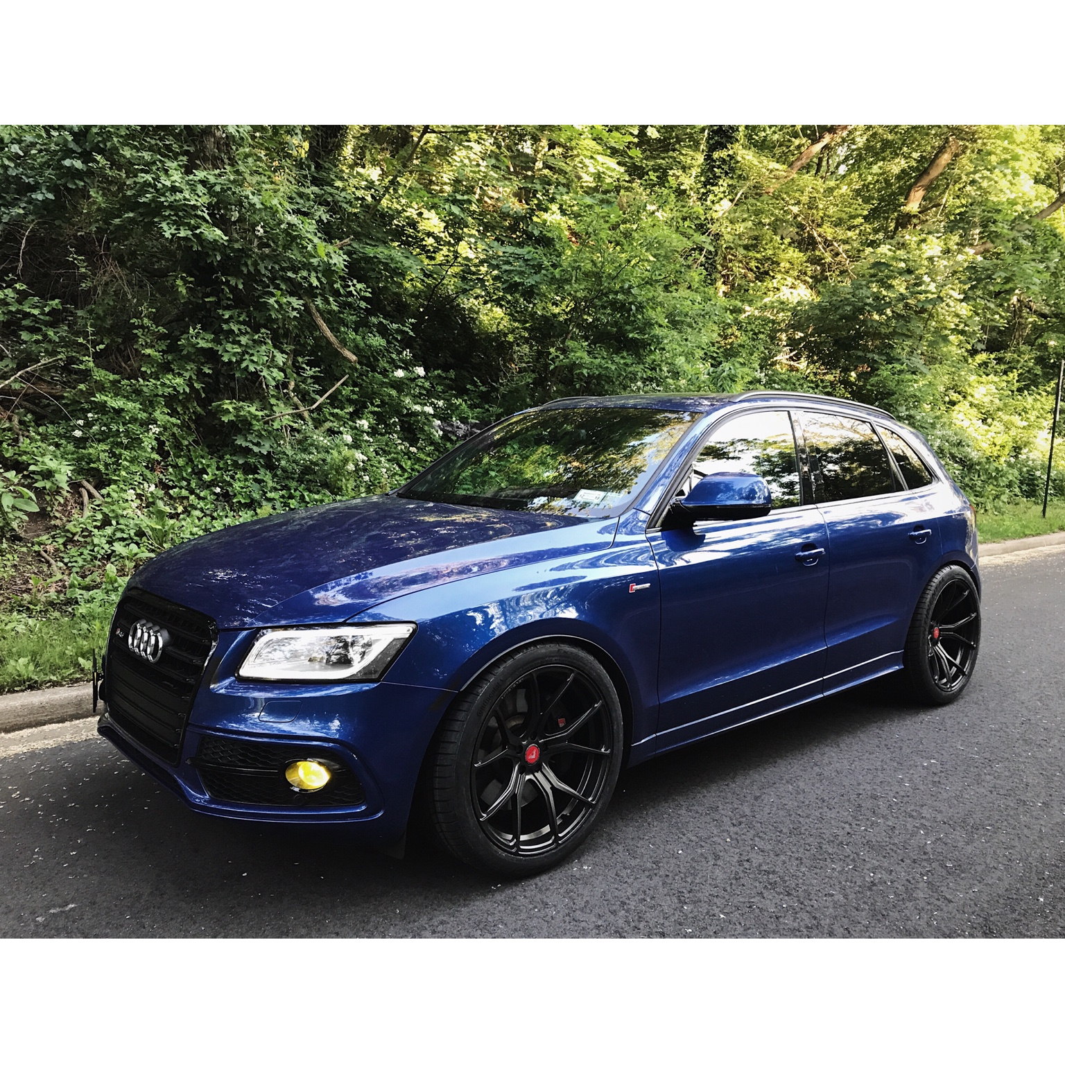 photo 6 Audi SQ5 custom wheels 21x10.5, ET +25, tire size 295/35 R21. 21x10.5 ET+15