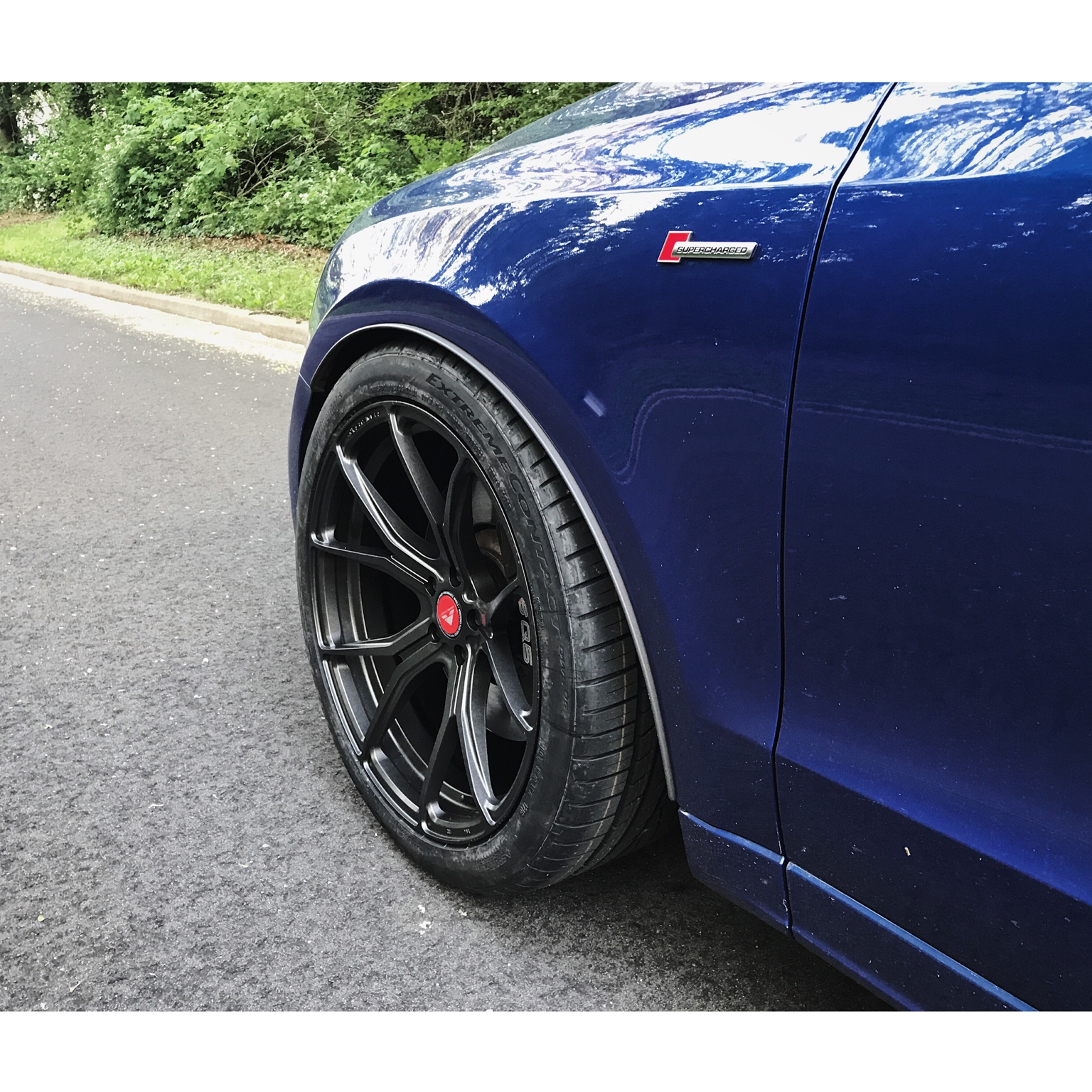 photo 7 Audi SQ5 custom wheels 21x10.5, ET +25, tire size 295/35 R21. 21x10.5 ET+15