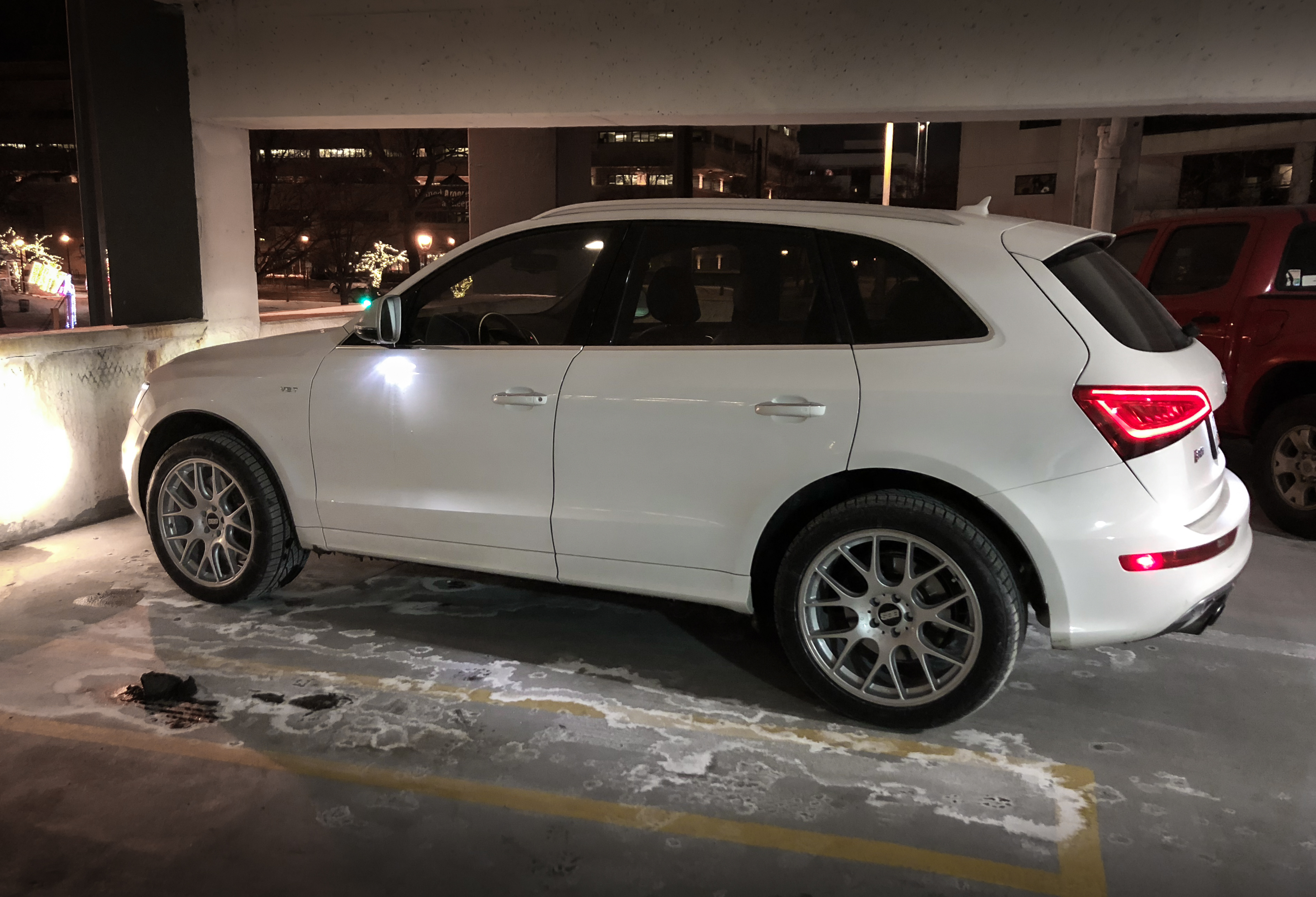photo 1 Audi SQ5 custom wheels 20x9.0, ET +25, tire size 255/45 R20. x ET