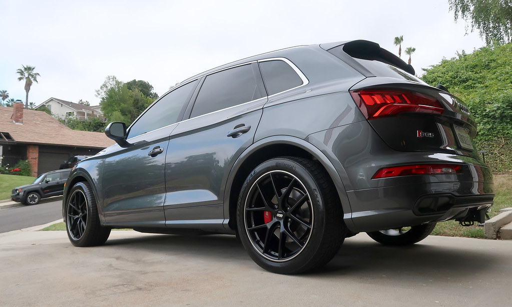 photo 3 Audi SQ5 custom wheels   20x9.0, ET +25, tire size 255/45 R20. x ET