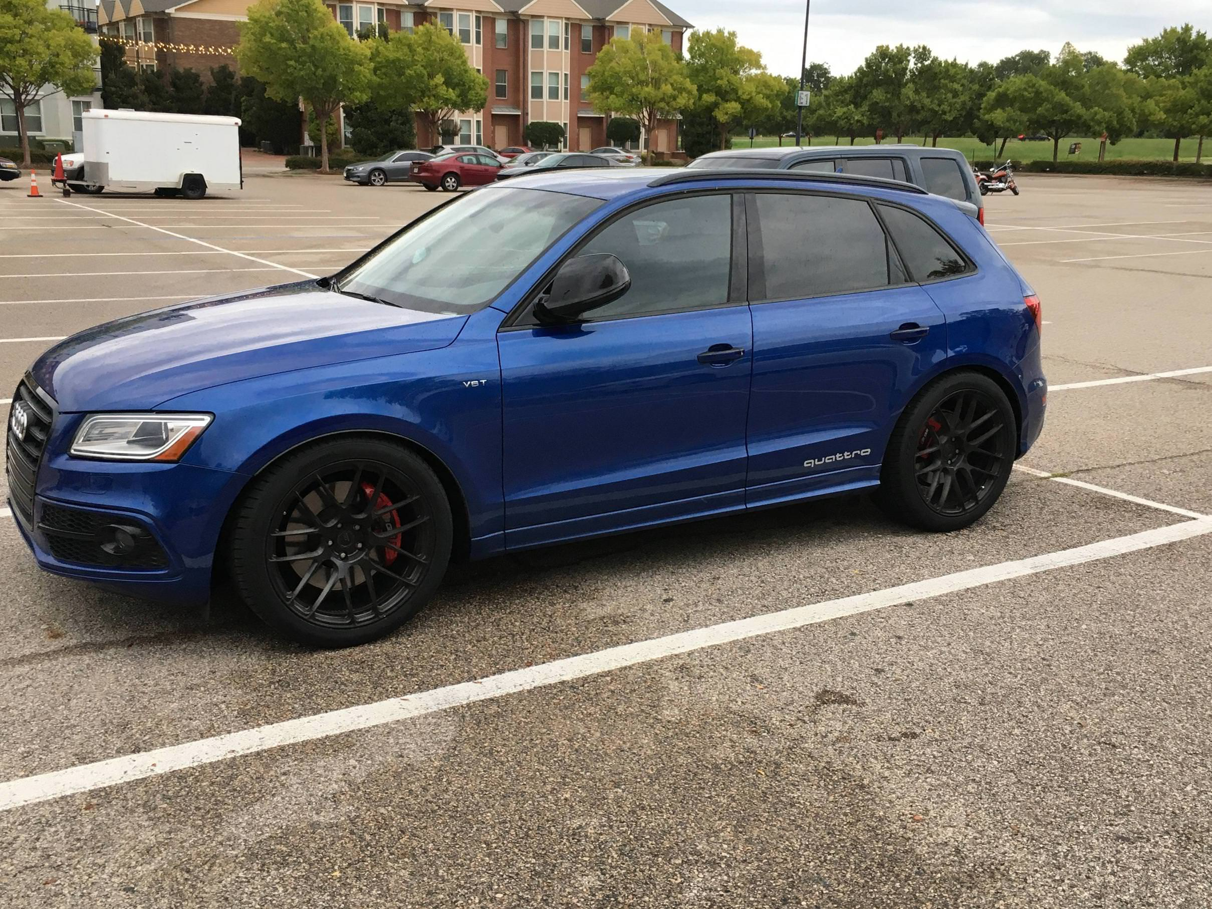 photo 2 Audi SQ5 custom wheels  RS40 Dark Brushed Black 21x10.0, ET +27, tire size 295/35 R21. x ET