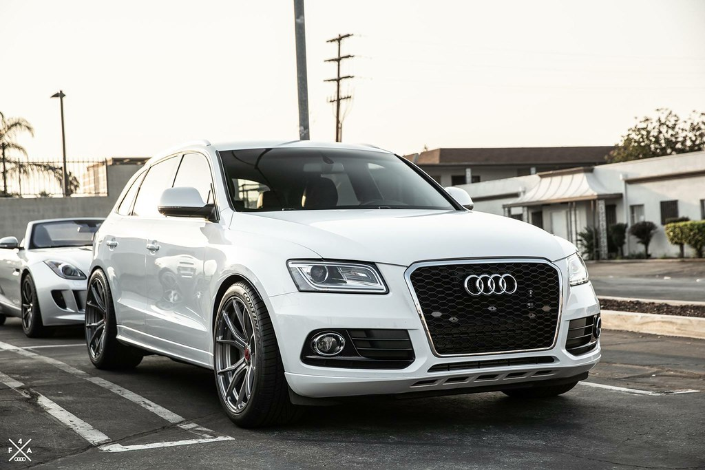photo 1 Audi SQ5 custom wheels   21x10.5, ET +34, tire size 295/35 R21. x ET 