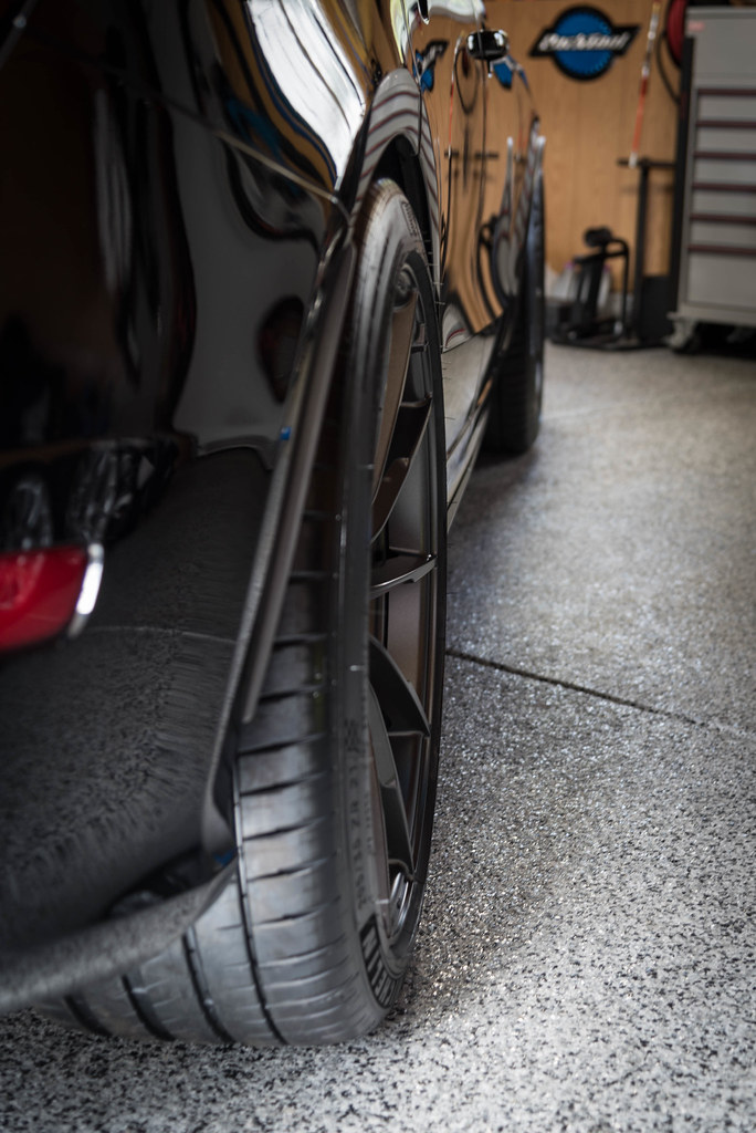 photo 2 Audi SQ5 custom wheels   21x10.0, ET +30, tire size 295/35 R21. x ET