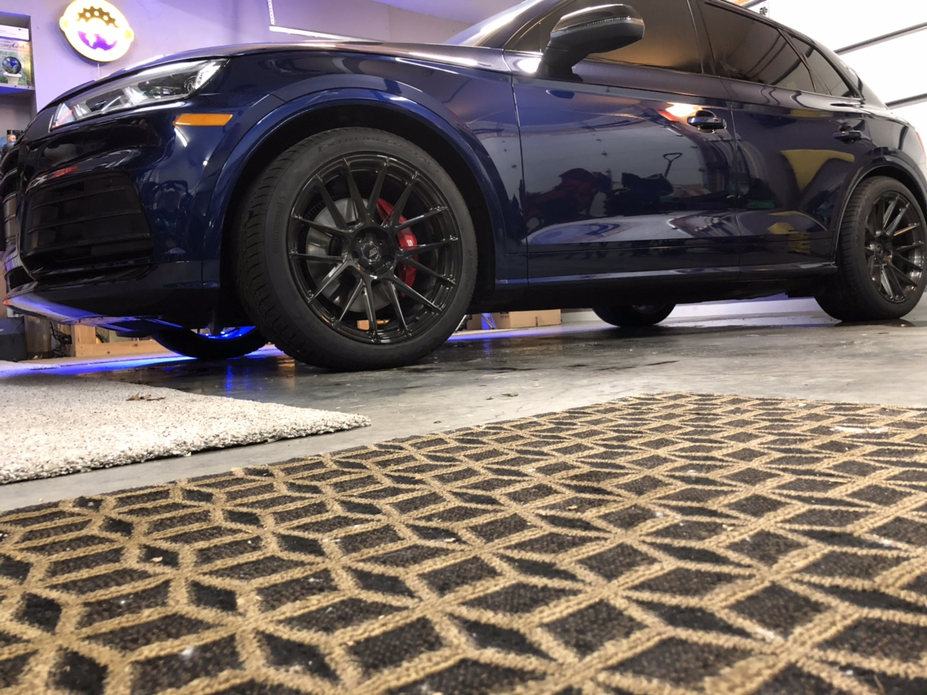 photo 2 Audi SQ5 custom wheels   20x10.0, ET +30, tire size 275/40 R20. x ET