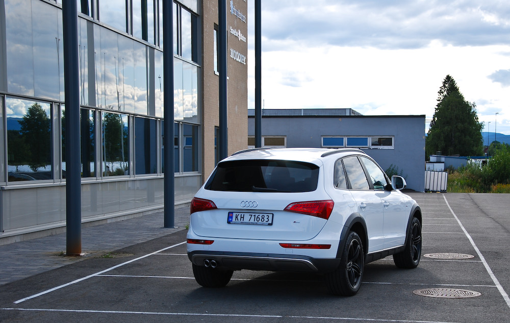 photo 2 Audi SQ5 custom wheels   20x9.0, ET +35, tire size 255/45 R20. x ET