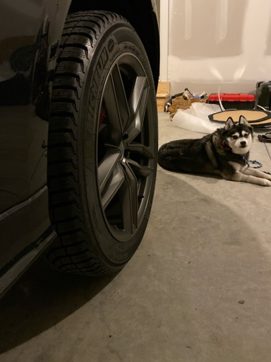 photo 6 Audi SQ5 custom wheels Hartmann  HRS6-091-MA 20x9.0, ET , tire size 255/45 R20. x ET