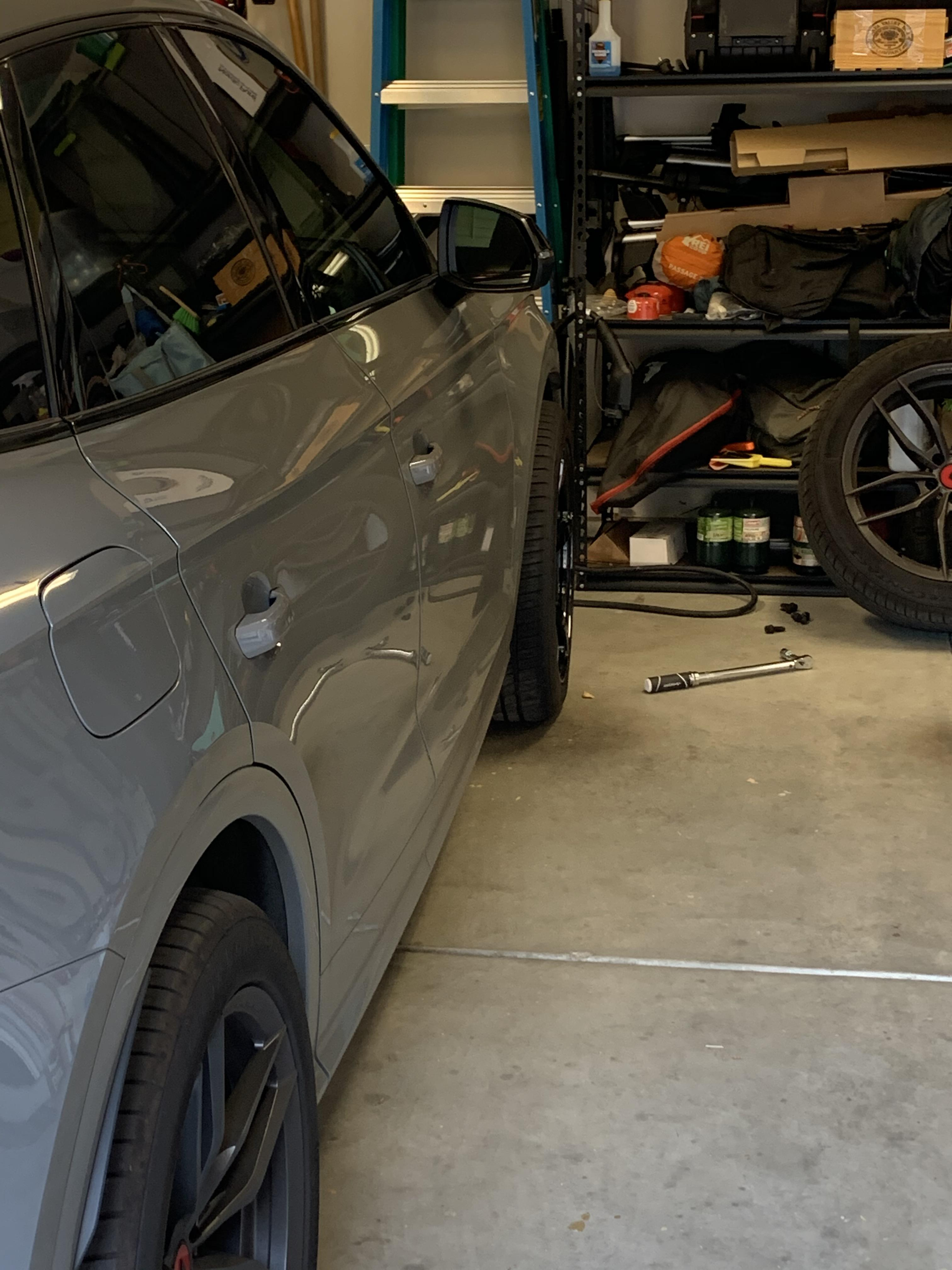 photo 3 Audi SQ5 custom wheels   x, ET , tire size 295/ R. x ET