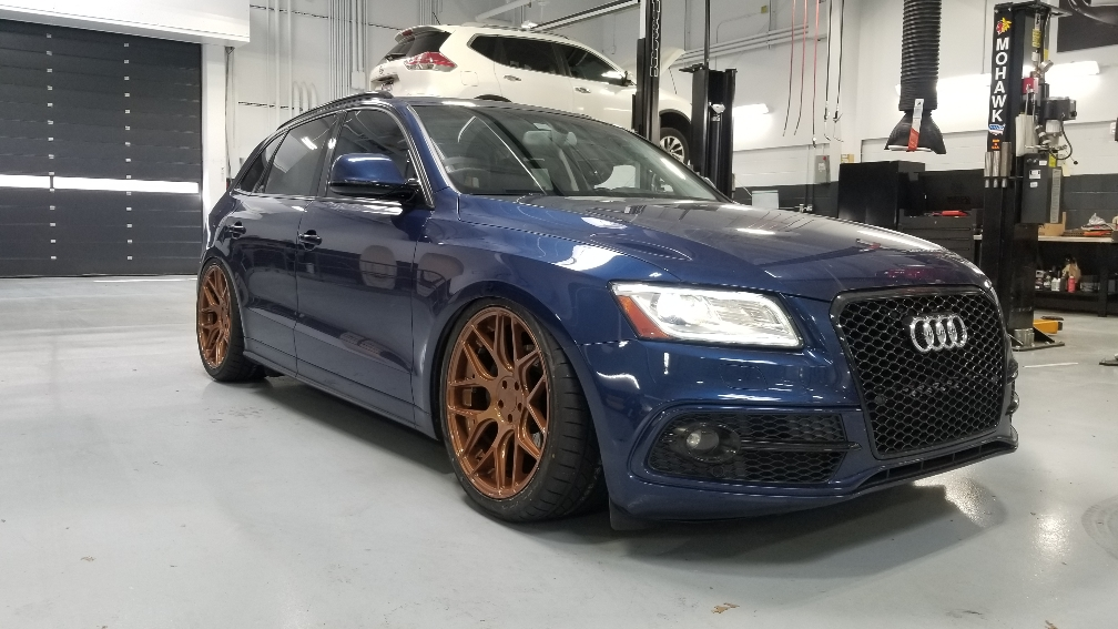 photo 1 Audi Q5 custom wheels 21x, ET , tire size 295/35 R21. x ET