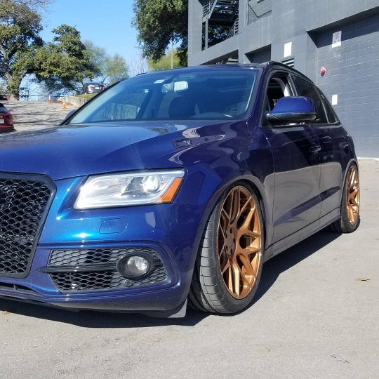 photo 2 Audi Q5 custom wheels 21x, ET , tire size 295/35 R21. x ET
