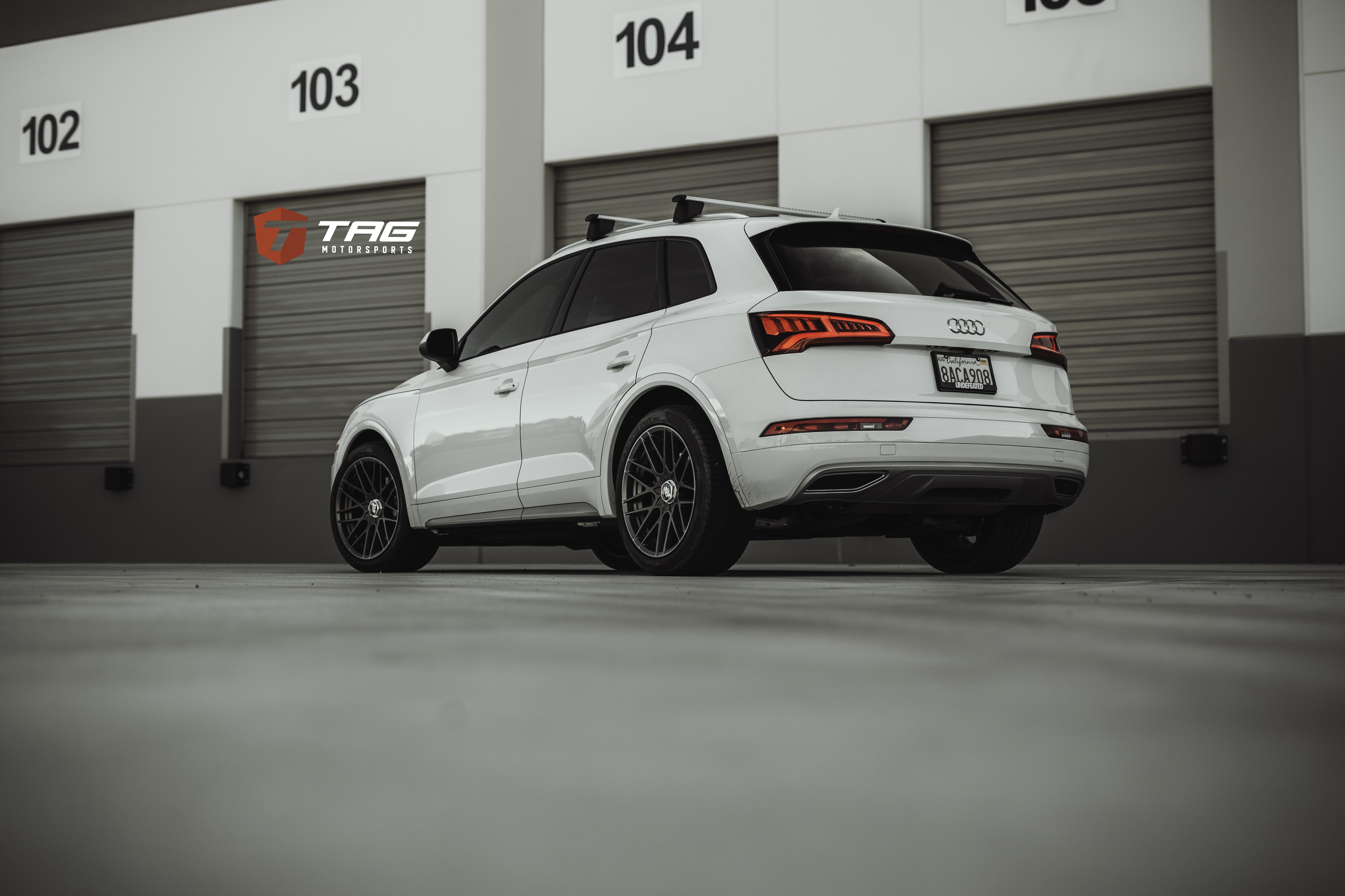 photo 4 Audi Q5 custom wheels 20x, ET , tire size 275/40 R20. x ET