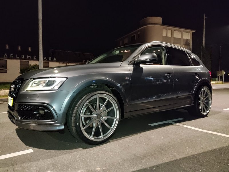 photo 1 Audi Q5 custom wheels 22x10.5, ET +25, tire size 265/35 R22. 22x10.5 ET+23