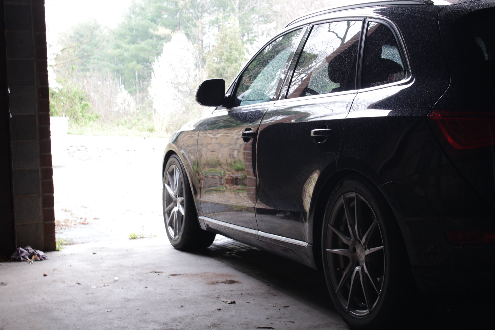 photo 2 Audi SQ5 custom wheels   x, ET , tire size X R. x ET