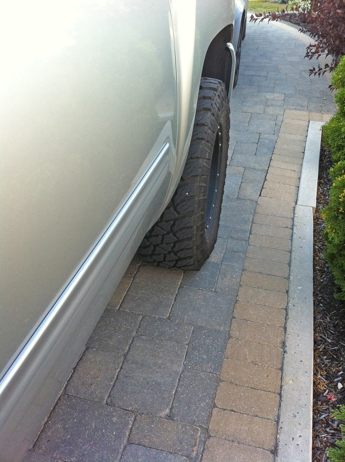 photo 3 Chevrolet Silverado 1500 custom wheels  7005 17x8.0, ET 0, tire size 285/70 R17. x ET