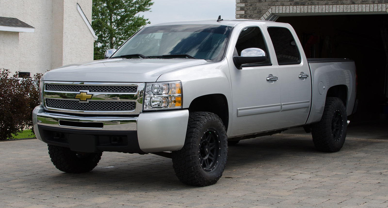 photo 5 Chevrolet Silverado 1500 custom wheels  7005 17x8.0, ET 0, tire size 285/70 R17. x ET