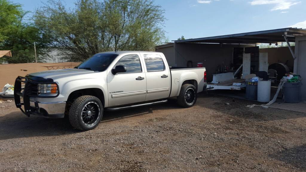 photo 2 Chevrolet Silverado 1500 custom wheels   20x9.0, ET , tire size 275/55 R20. x ET 
