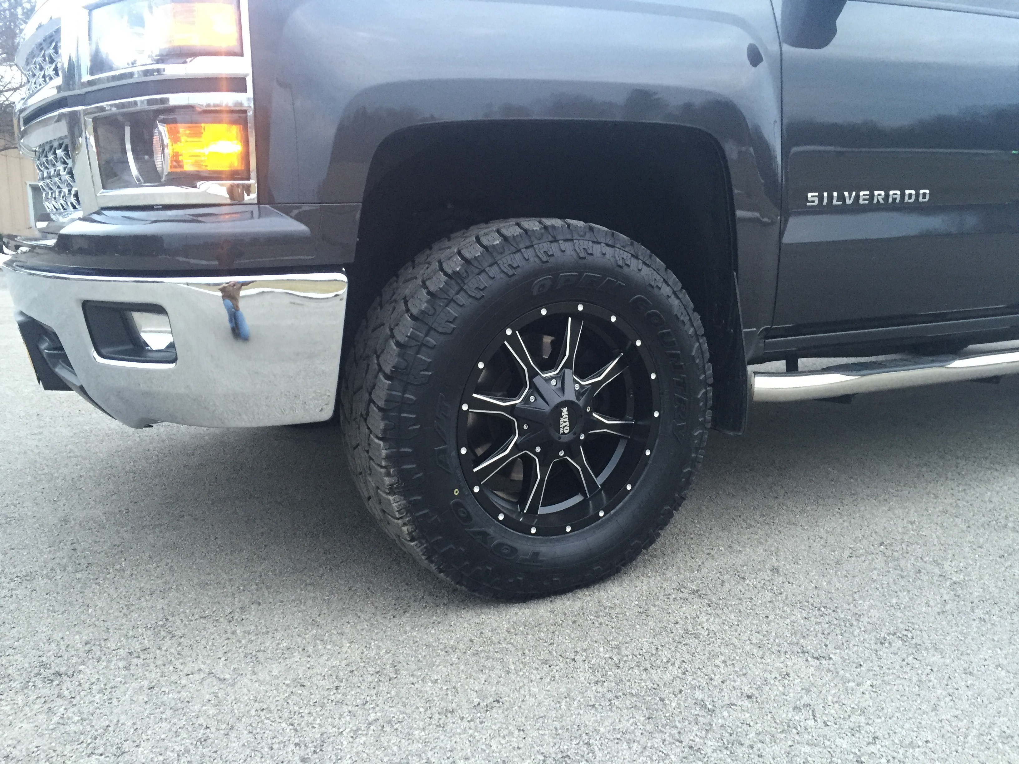 photo 2 Chevrolet Silverado 1500 custom wheels   18x9.0, ET +18, tire size 285/65 R18. x ET 