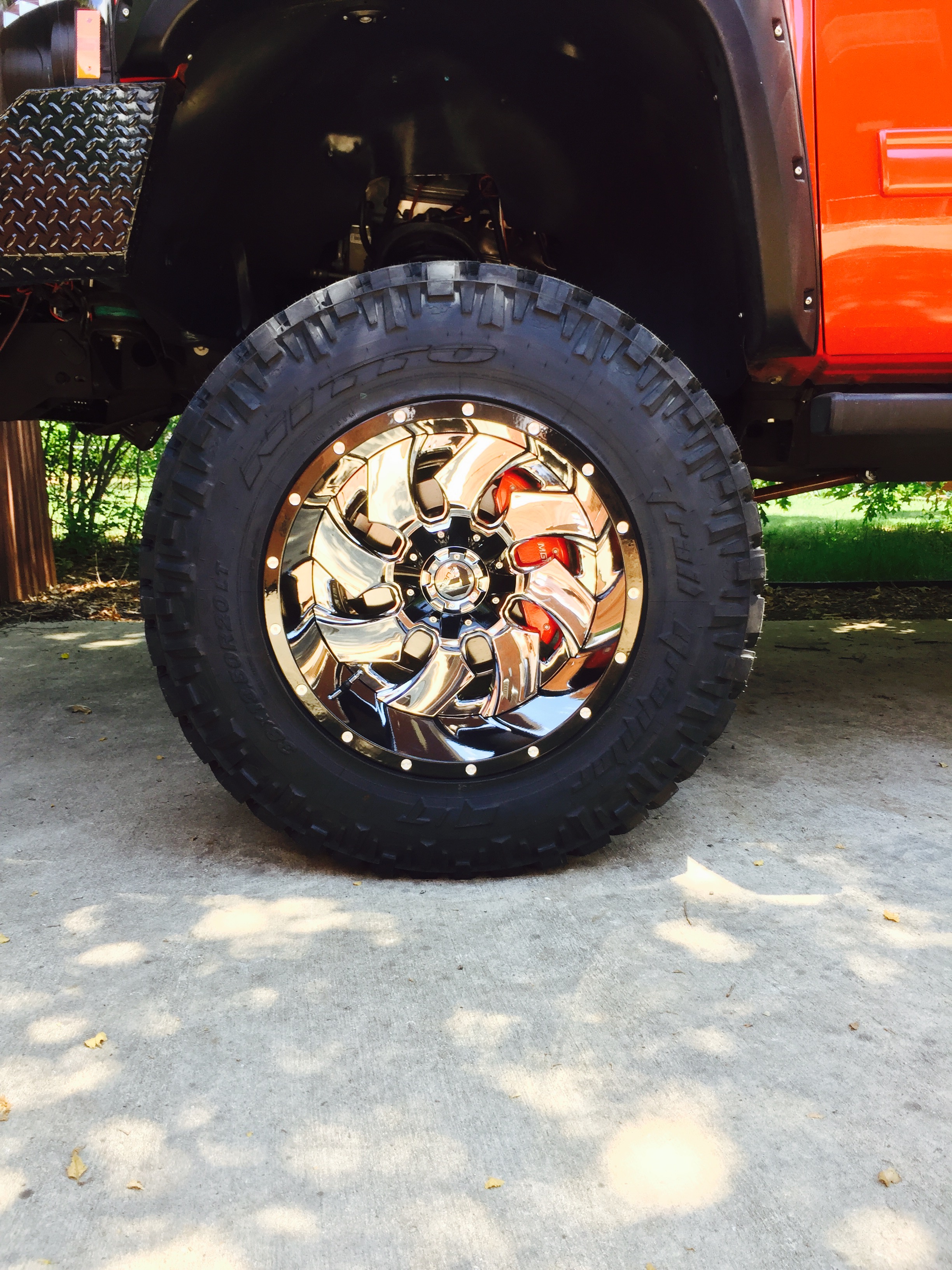 photo 2 Chevrolet Silverado 1500 custom wheels   20x14.0, ET -77, tire size 38X13.5 R20. x ET 