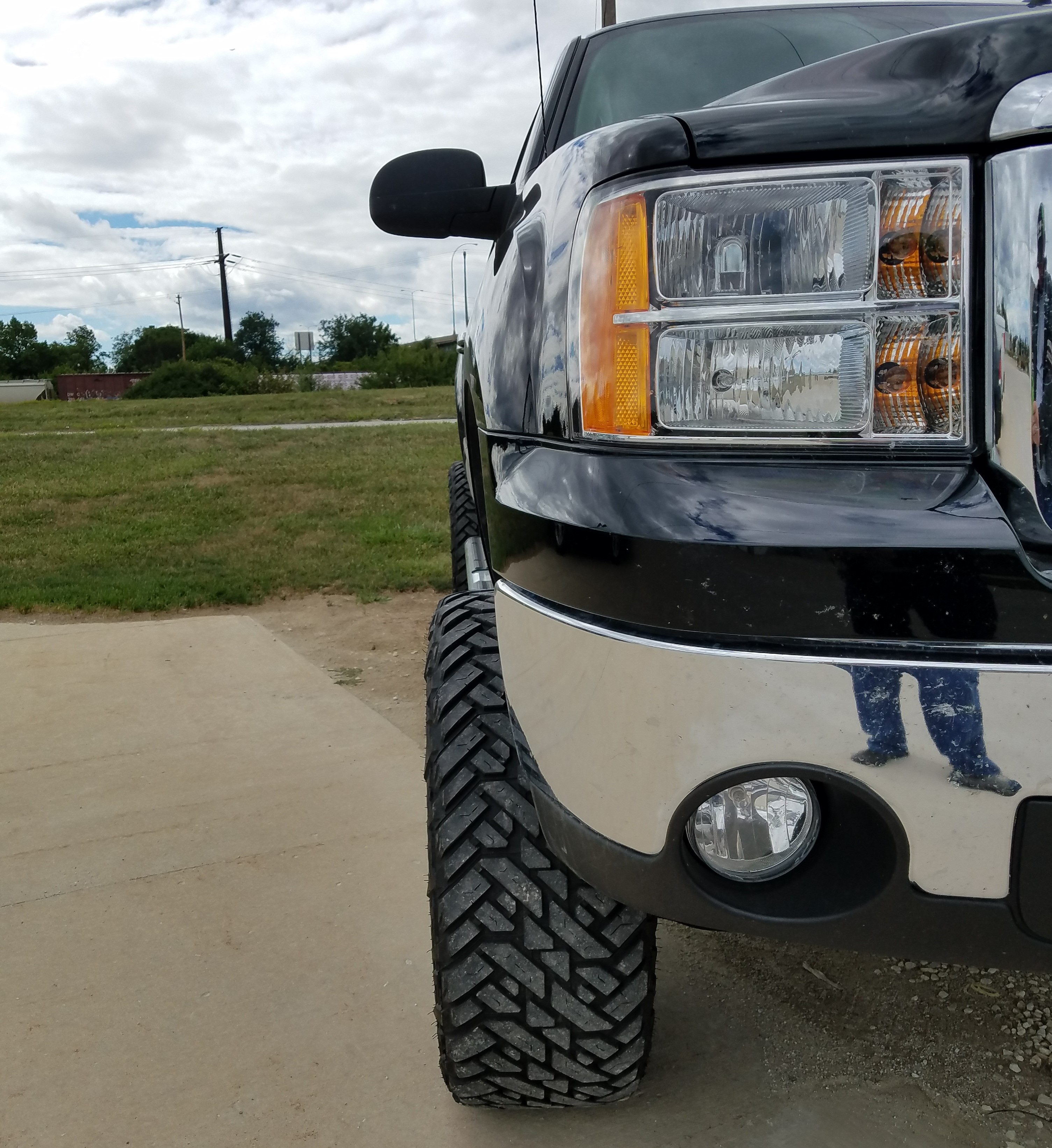 photo 1 GMC Sierra 1500 custom wheels   20x10.0, ET -18, tire size 35X12.5 R20. x ET 