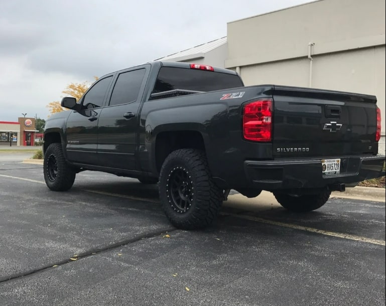 photo 2 Chevrolet Silverado 1500 custom wheels 17x8.5, ET 0, tire size 285/70 R17. x ET