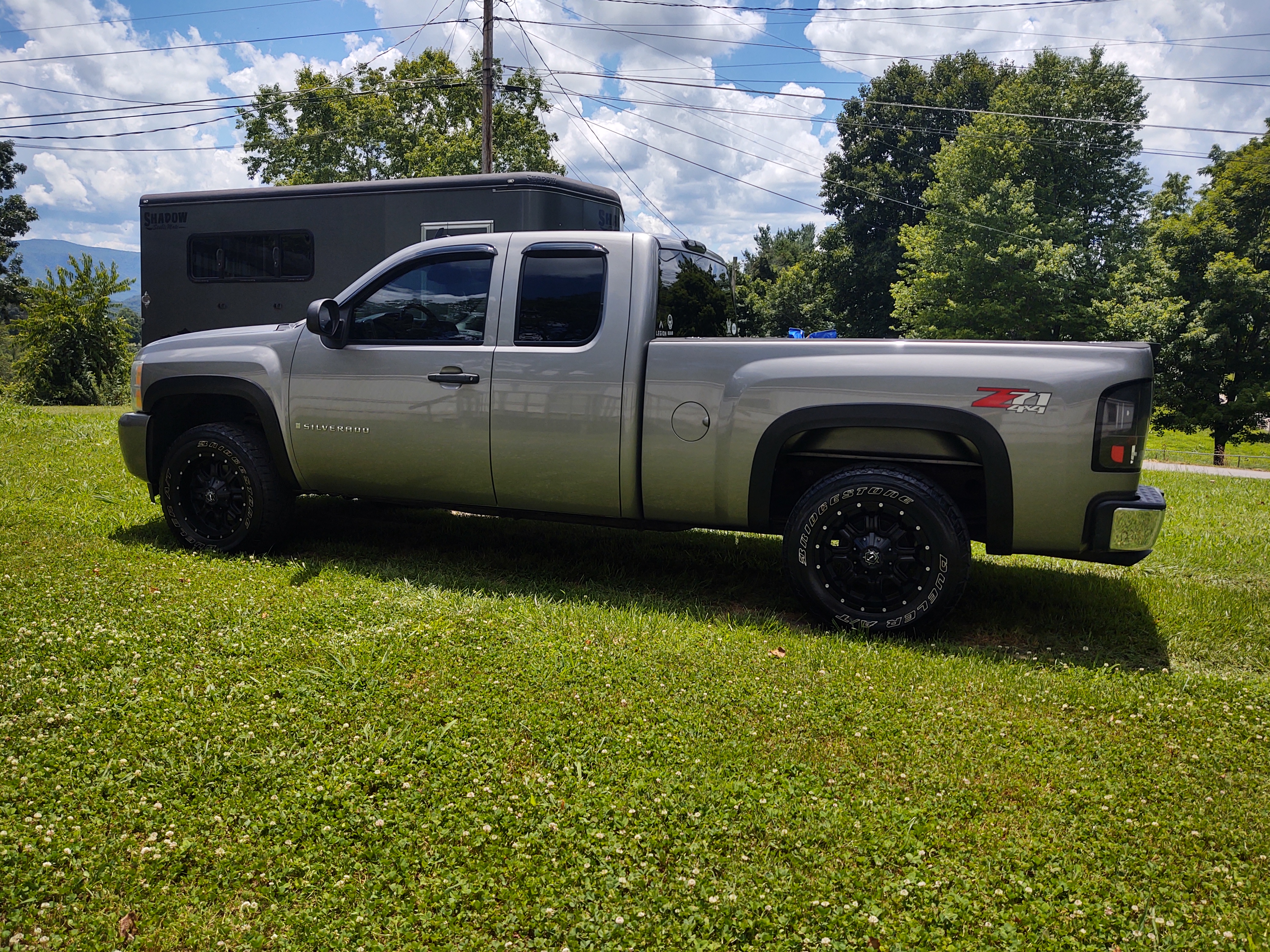 photo 2 Chevrolet Silverado 1500 custom wheels   18x9.0, ET +18, tire size 275/65 R18. x ET 
