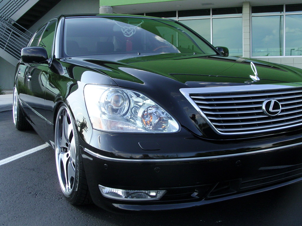 photo 12 Lexus LS 430 custom wheels Trafficstar RTV 20x9.0, ET +30, tire size 245/35 R20. 20x10.0 ET+23 255/35 R20