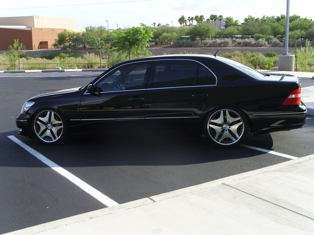 photo 15 Lexus LS 430 custom wheels Trafficstar RTV 20x9.0, ET +30, tire size 245/35 R20. 20x10.0 ET+23 255/35 R20