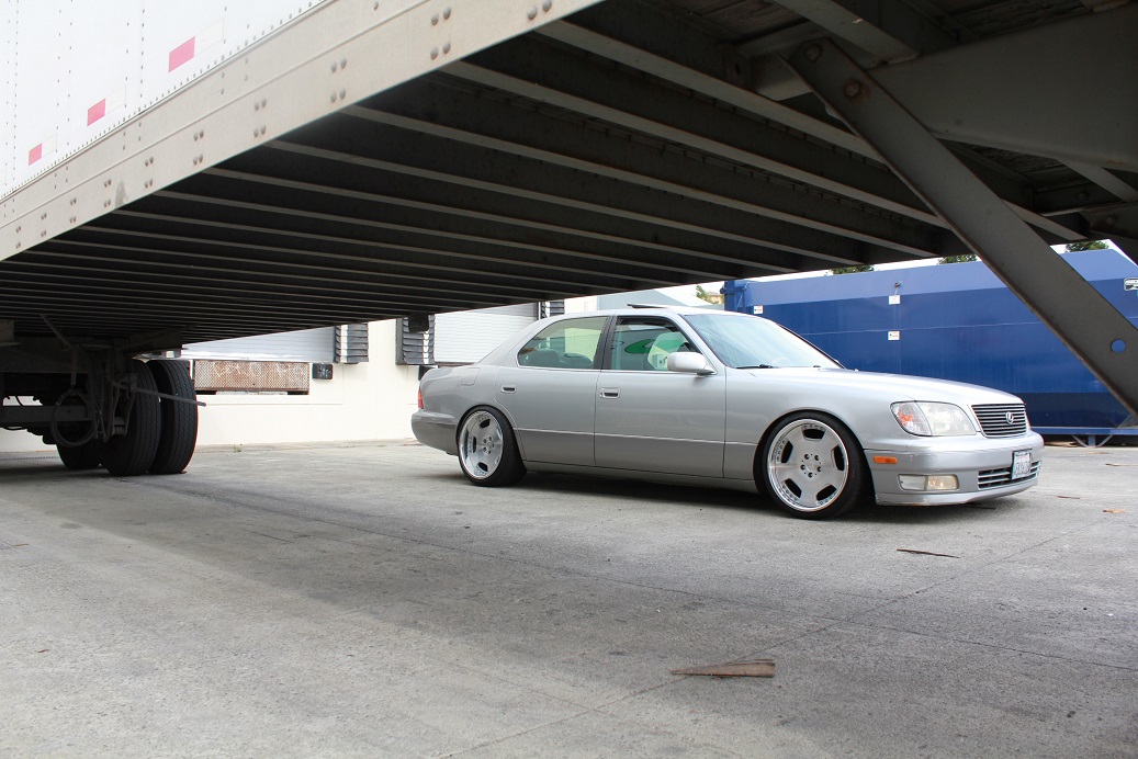 photo 3 Lexus LS 400 custom wheels Leon Hardiritt Ritter 19x10.0, ET +21, tire size 235/35 R19. 19x11.0 ET+24 255/35 R19