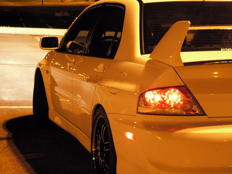 photo 2 Mitsubishi Lancer Evolution custom wheels Enkei RPF1s  18x8.5, ET +30, tire size X R18. x ET 