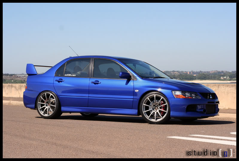 photo 4 Mitsubishi Lancer Evolution custom wheels Advan RS 19x9.0, ET +29, tire size 245/35 R19. x ET