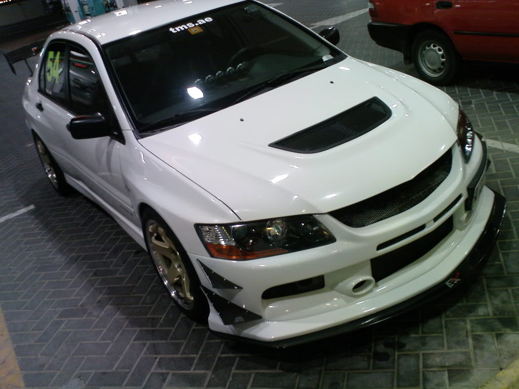 photo 6 Mitsubishi Lancer Evolution custom wheels Rota P45R 18x9.5, ET +27, tire size 285/30 R18. x ET