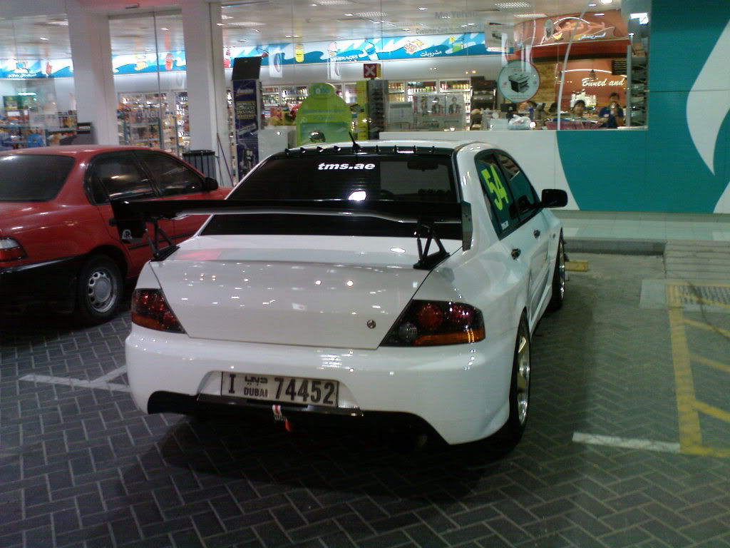 photo 8 Mitsubishi Lancer Evolution custom wheels Rota P45R 18x9.5, ET +27, tire size 285/30 R18. x ET