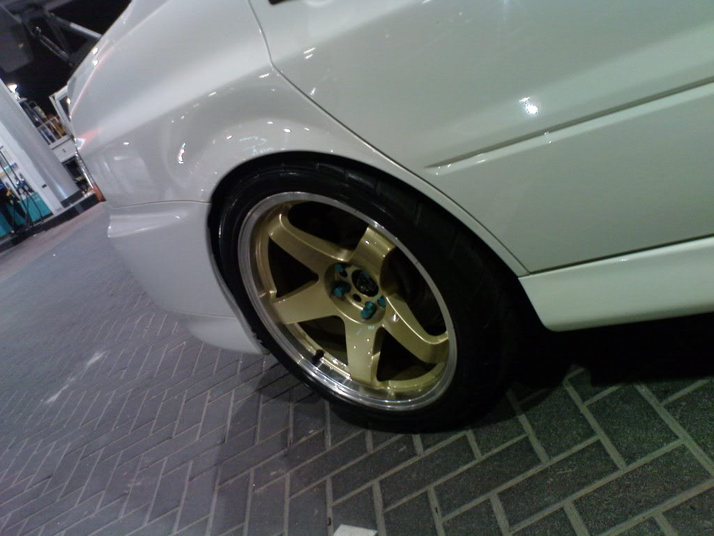 photo 1 Mitsubishi Lancer Evolution custom wheels Rota P45R 18x9.5, ET +27, tire size 285/30 R18. x ET