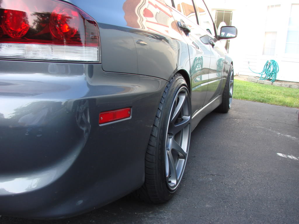 photo 5 Mitsubishi Lancer Evolution custom wheels Battle MB 18x9.5, ET +15, tire size 235/40 R18. 18x9.5 ET+15