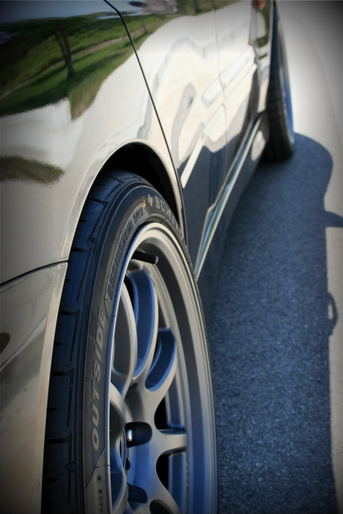 photo 2 Mitsubishi Lancer Evolution custom wheels Gram Light  57Optimise 18x9.5, ET +22, tire size 255/35 R18. x ET