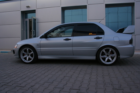 photo 1 Mitsubishi Lancer Evolution custom wheels TE37 9j x, ET +10, tire size 245/40 R. x ET