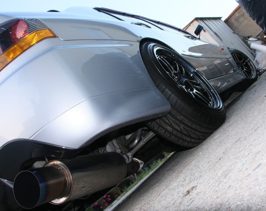 photo 4 Mitsubishi Lancer Evolution custom wheels Enkei RPF1 18x9.5, ET +15, tire size 235/40 R18. x ET 