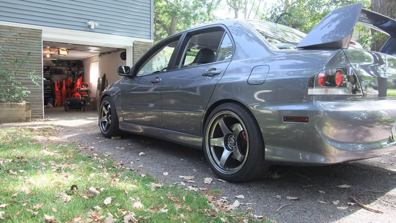 photo 1 Mitsubishi Lancer Evolution custom wheels Work P45R 18x9.5, ET +20, tire size 245/40 R18. x ET