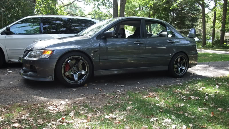 photo 2 Mitsubishi Lancer Evolution custom wheels Work P45R 18x9.5, ET +20, tire size 245/40 R18. x ET