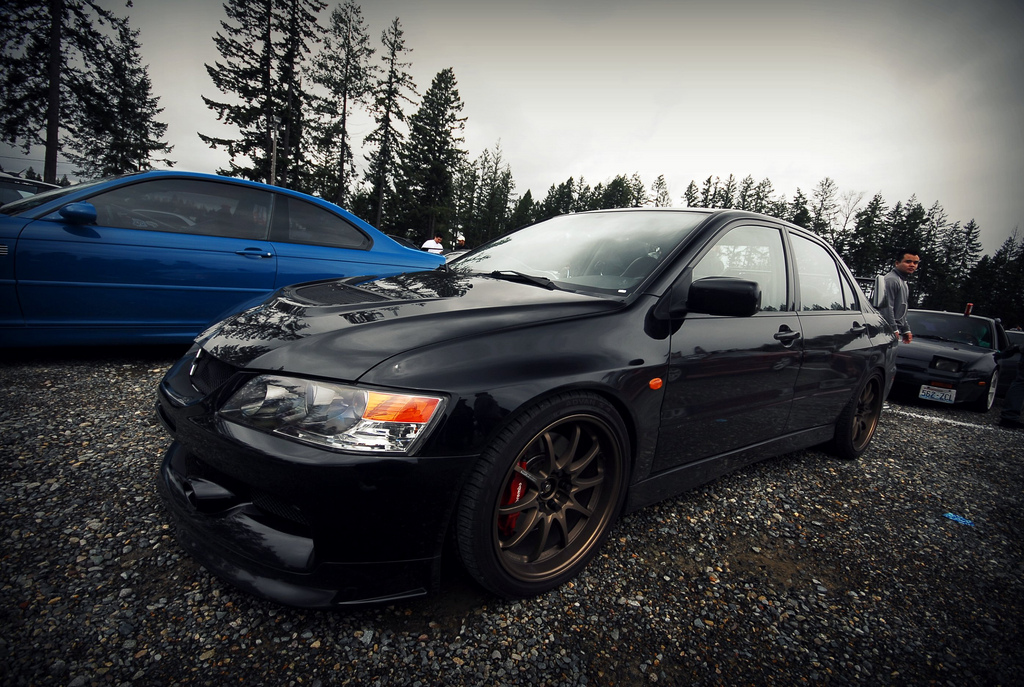 photo 1 Mitsubishi Lancer Evolution custom wheels Volk CE28N 18x9.5, ET +28, tire size 255/35 R18. x ET