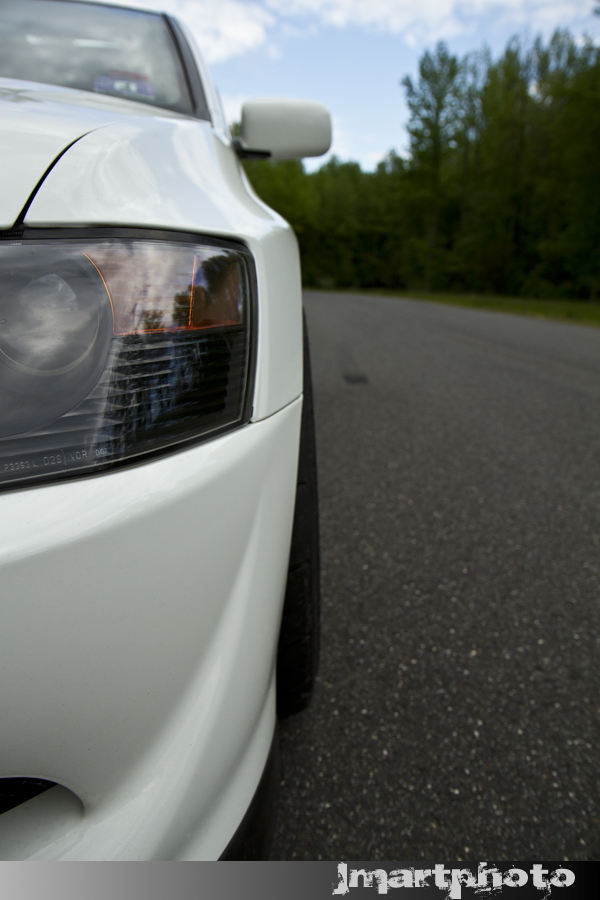 photo 2 Mitsubishi Lancer Evolution custom wheels Rota DPT 18x9.5, ET +22, tire size 245/40 R18. x ET