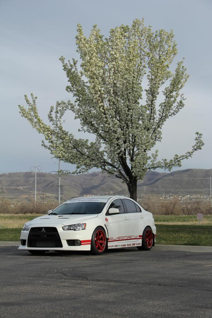 photo 6 Mitsubishi Lancer Evolution custom wheels Volk TE37RT  18x10.5, ET +18, tire size 275/35 R18. x ET