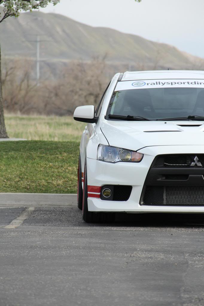 photo 5 Mitsubishi Lancer Evolution custom wheels Volk TE37RT  18x10.5, ET +18, tire size 275/35 R18. x ET