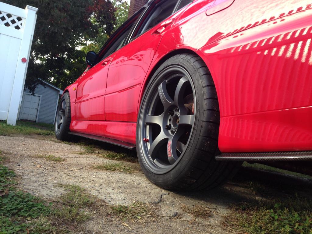 photo 1 Mitsubishi Lancer Evolution custom wheels GramLight 57DR 18x9.5, ET +22, tire size 255/35 R18. x ET